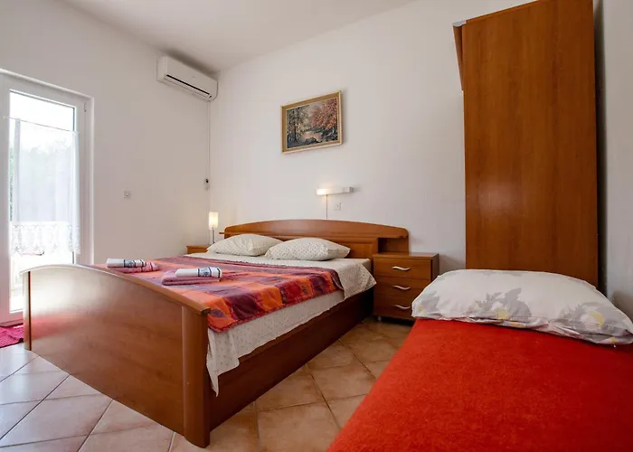 Διαμέρισμα For Families With Children Palit, Rab - 4990 *